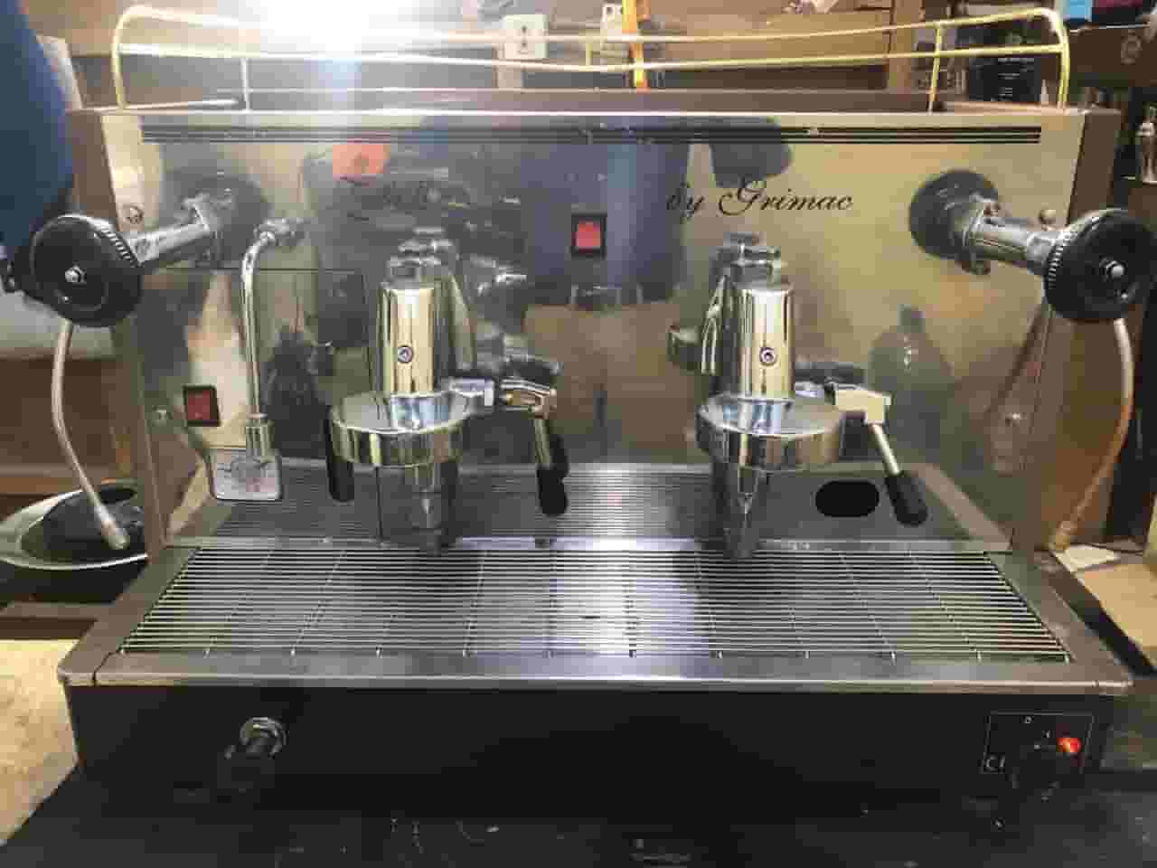 ماكينة اسبرسو ايطالي ماركه GRIMAC Lolo