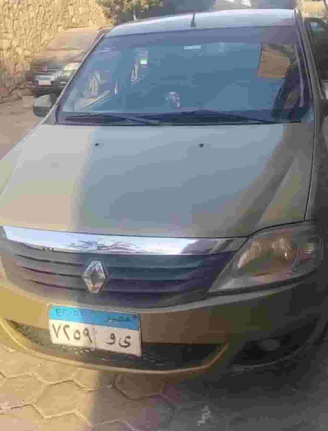 رينو 2010 لوجان  