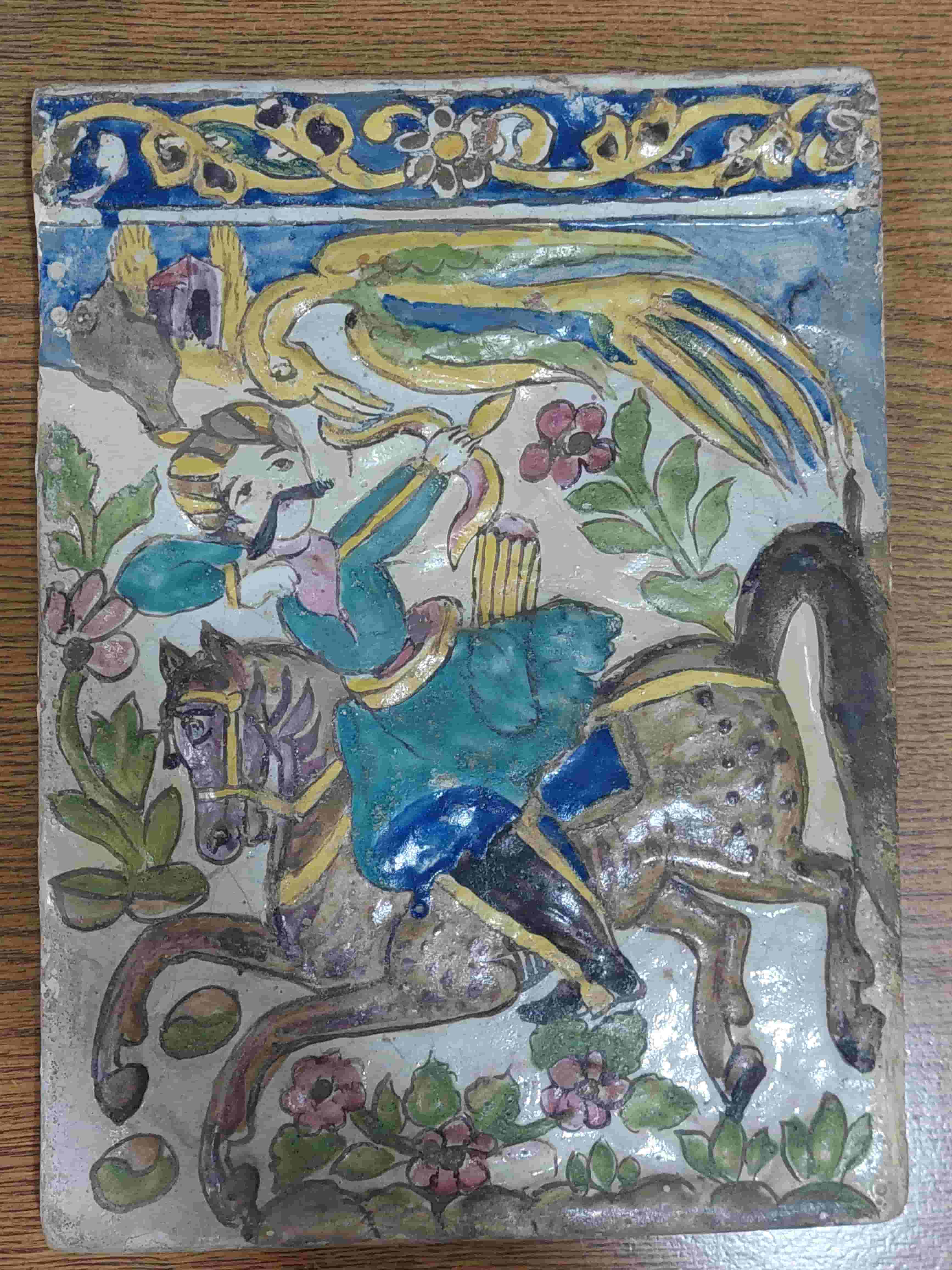 قطعة خزف قديمة قطعة خزف قديمة