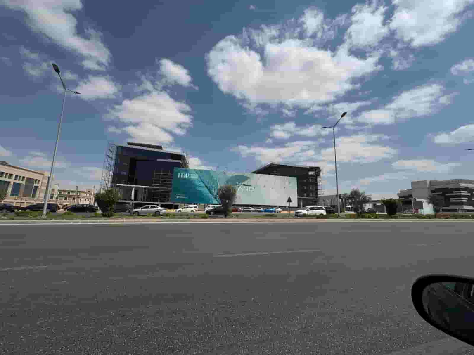 مكتب ادارى للبيع بمول The Gray مكتب ادارى للبيع بمول The Gray