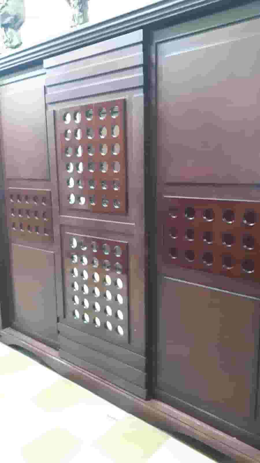 غرفة نوم كاملة انيقة استعمال 6 شهور غرفة نوم كاملة انيقة استعمال 6 شهور